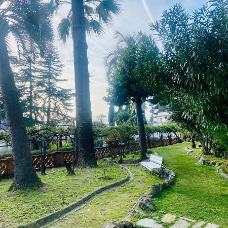 Appartamento Nel Parco San Remo Kültér fotó