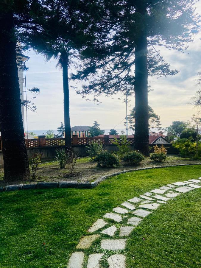Appartamento Nel Parco San Remo Kültér fotó